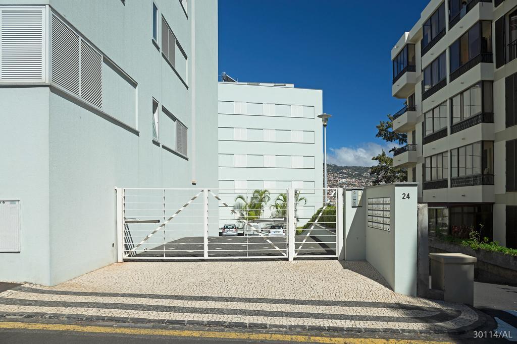 Jasmineiro I By An Island Apart Funchal  Bagian luar foto